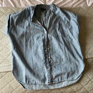 Like New! J.crew Chambray Button Down Top Size Small